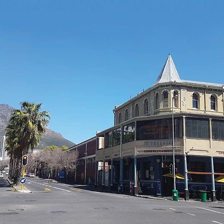 Kimberly Backpacker Hotel Кейптаун Экстерьер фото